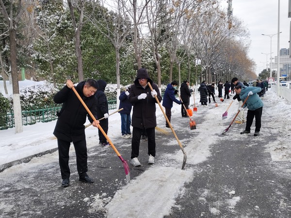 2026除雪  浴&ldquo;雪&rdquo;奮戰(zhàn)，守護(hù)平安.jpg
